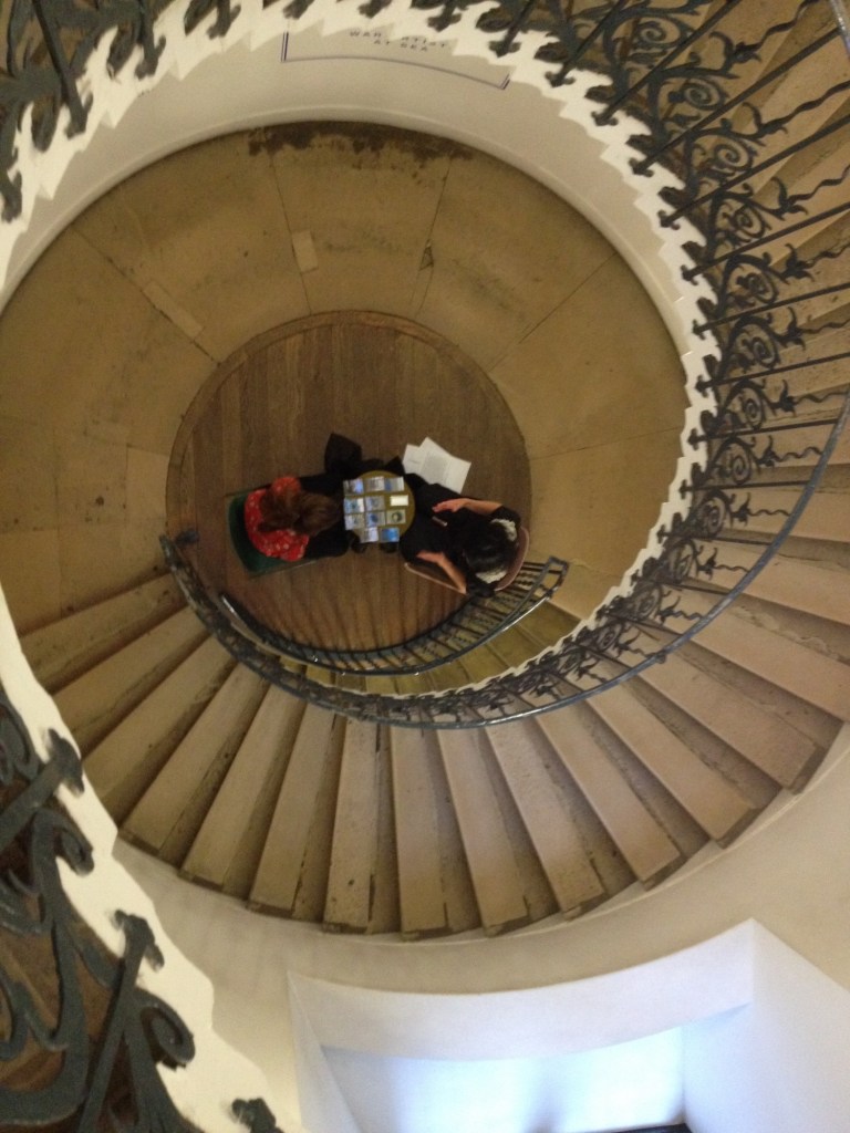 'worromot tuoba gnikgniht pots t'nod', Sarah Sparkes, participatory performance, 2014